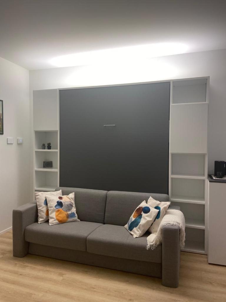 Appartamento Emotichome 8 E 9 Flexyrent Studio Milano